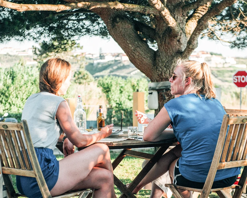 Guests enjoying an healthy meal